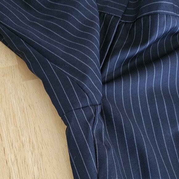 J. Crew City Fit Pinstripe Dress Pants Wool 33" inseam -Navy Blue -sz 8-EUC - Picture 8 of 9